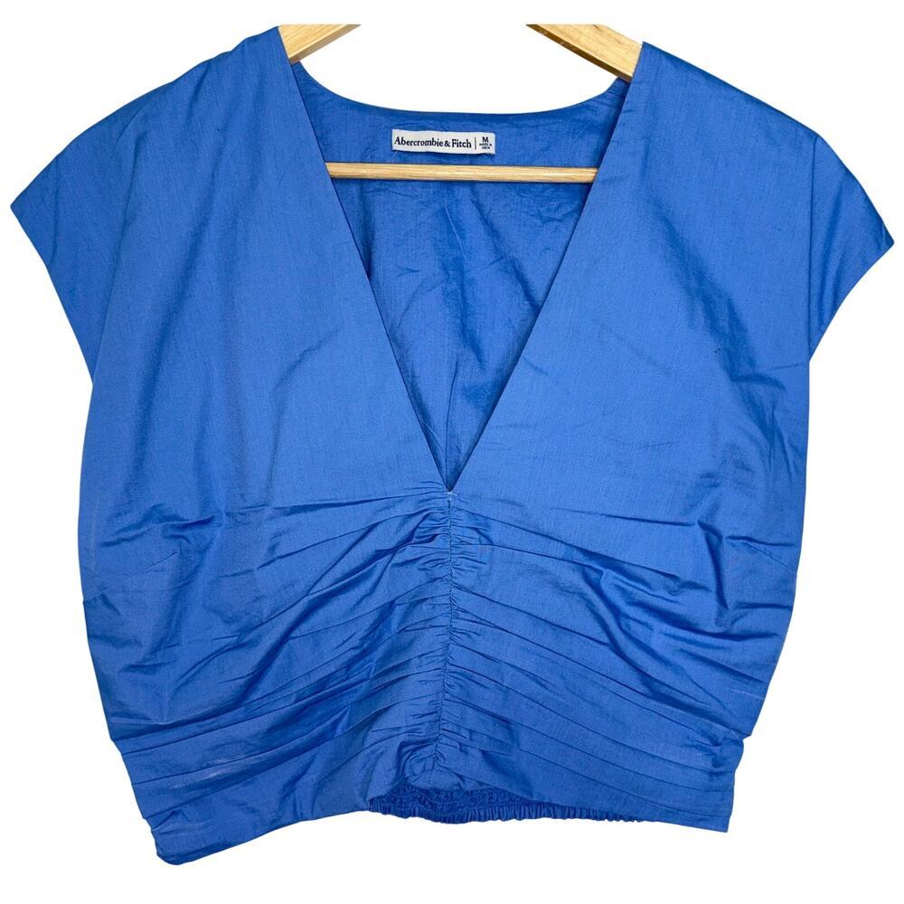 Abercrombie & Fitch Blue Smocked Ruched V-Neck Cap Sleeve Crop Top Blouse Size M